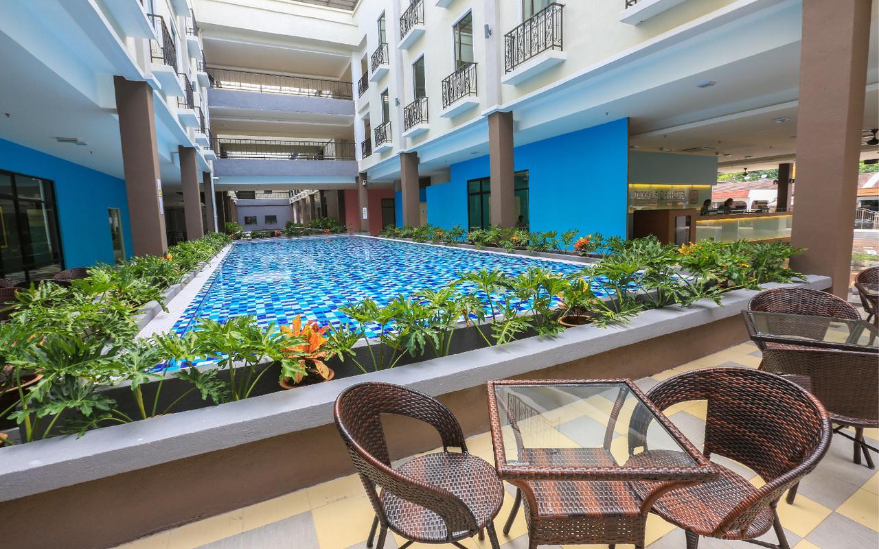 Temasek Hotel 3*