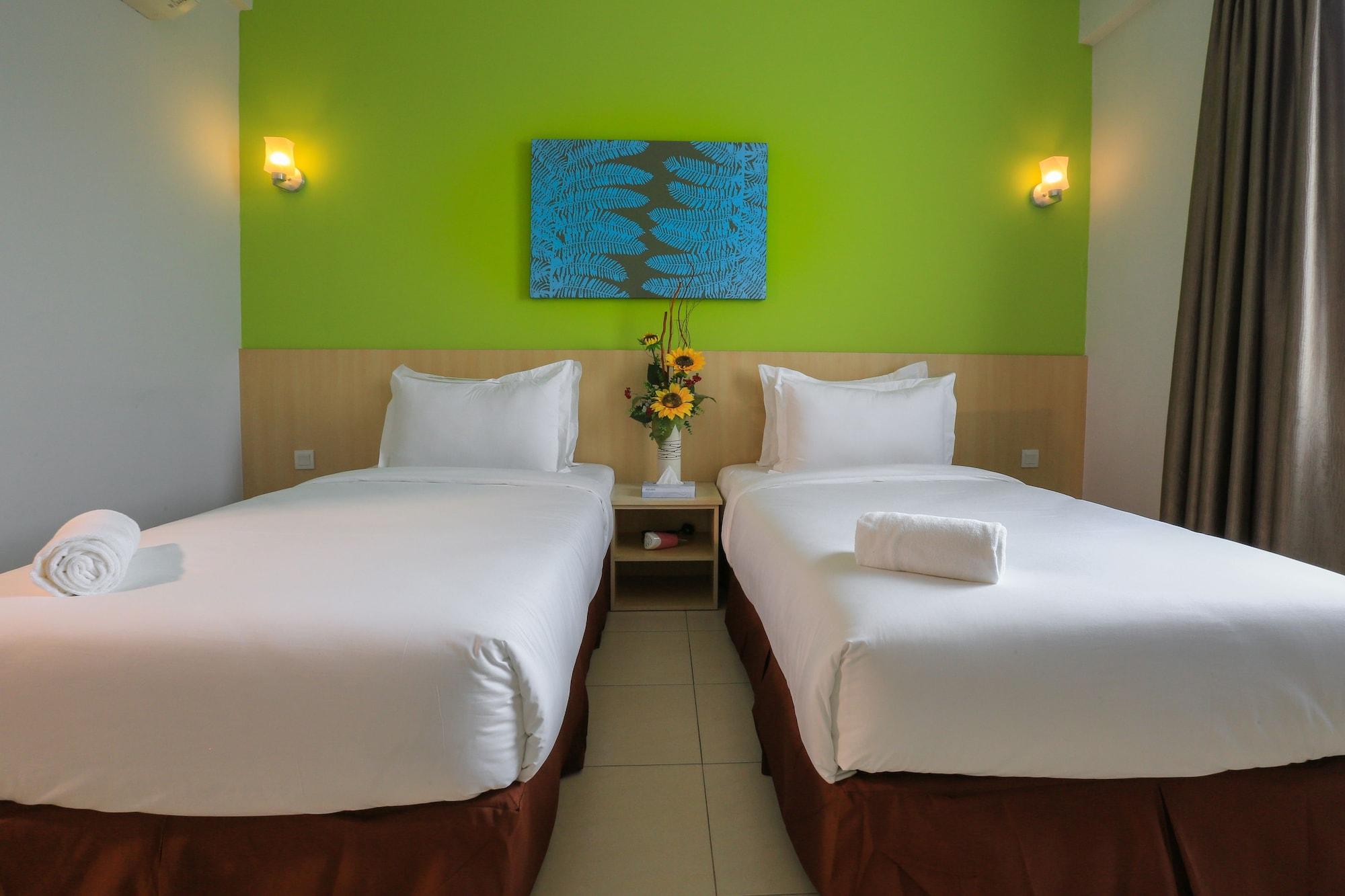 Temasek Hotel 3*